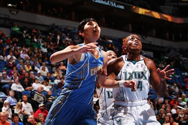 篮球集锦:WNBA2024年9月4日王牌VS天空集锦免费在线播放